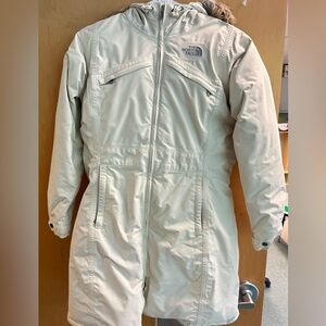 The North Face Woman’s “w artic parka”.